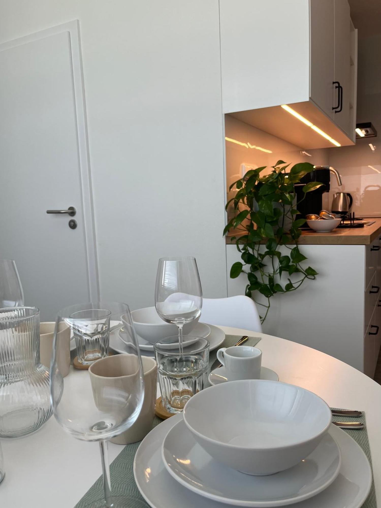 Ren Apartment ซนอยโม ภายนอก รูปภาพ