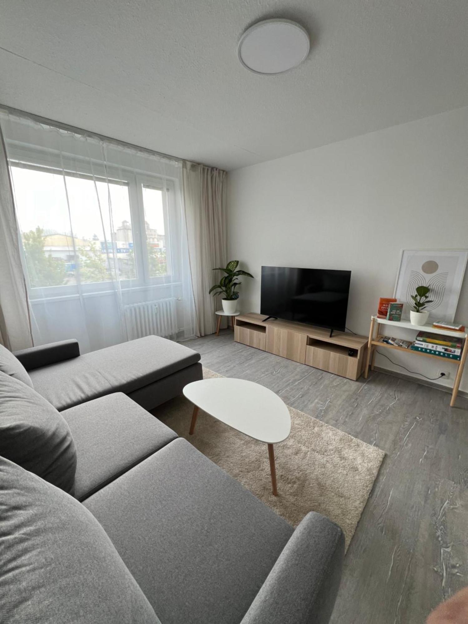 Ren Apartment ซนอยโม ภายนอก รูปภาพ
